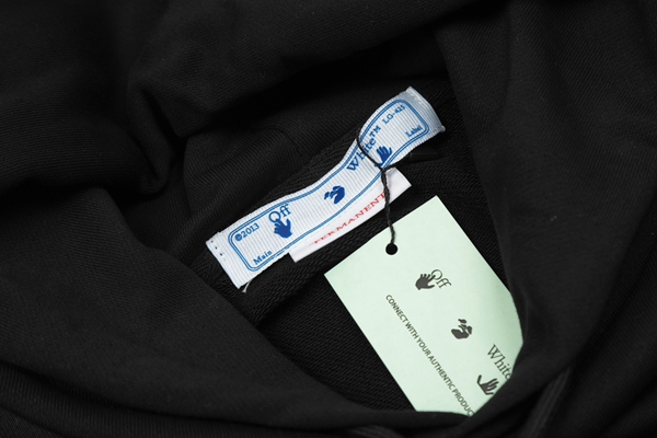 ブランドパーカー着用イメージ